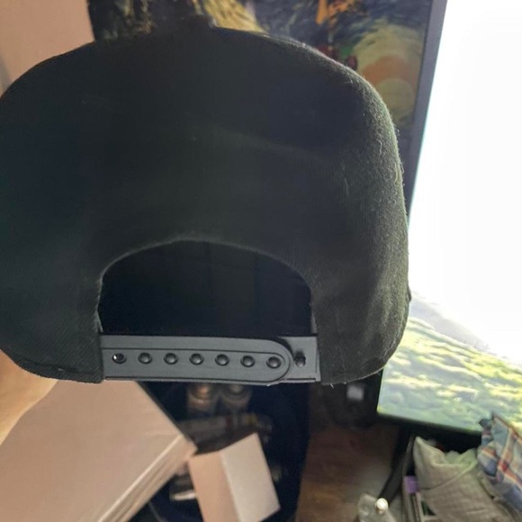 Clean hat - Picture 3 of 4